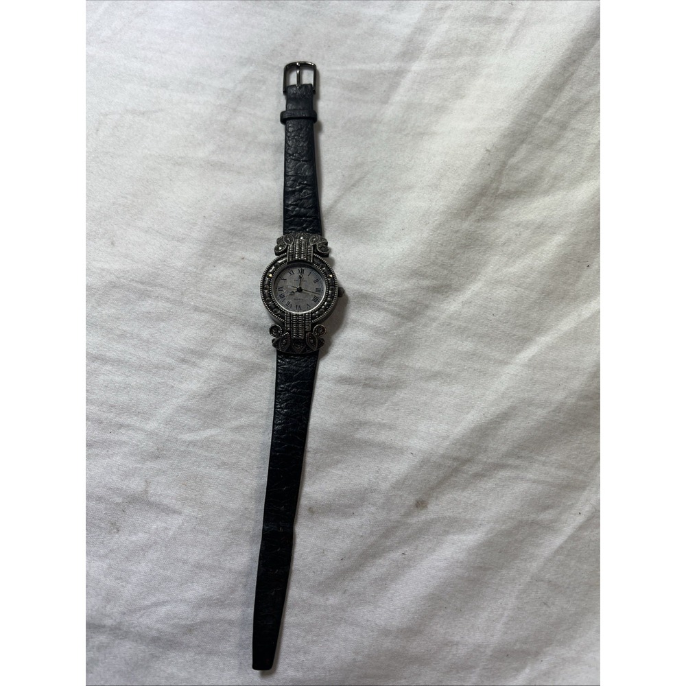 Vintage Dejuno Ladies Watch Genuine Leather